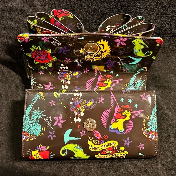🔥 Betsey Johnson Tatoo Print Set! - Picture 4 of 8